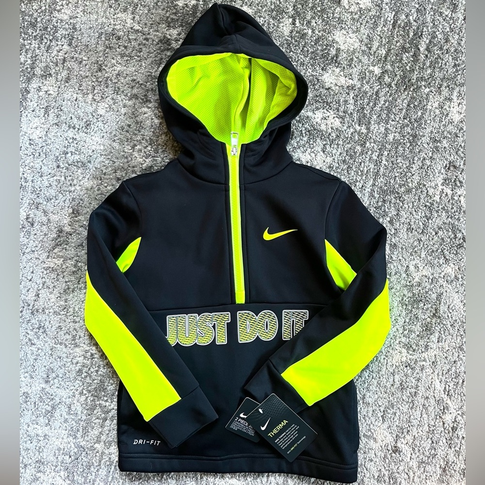 BRAND NEW SET!! 🎉 2-PIECE SET Nike Therma Dri-Fit Jogger & Hoodie set